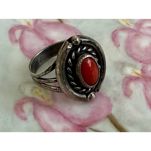 Vintage Native American Navajo Sterling Silver Coral Ring Size 6.25 - Picture 10 of 10